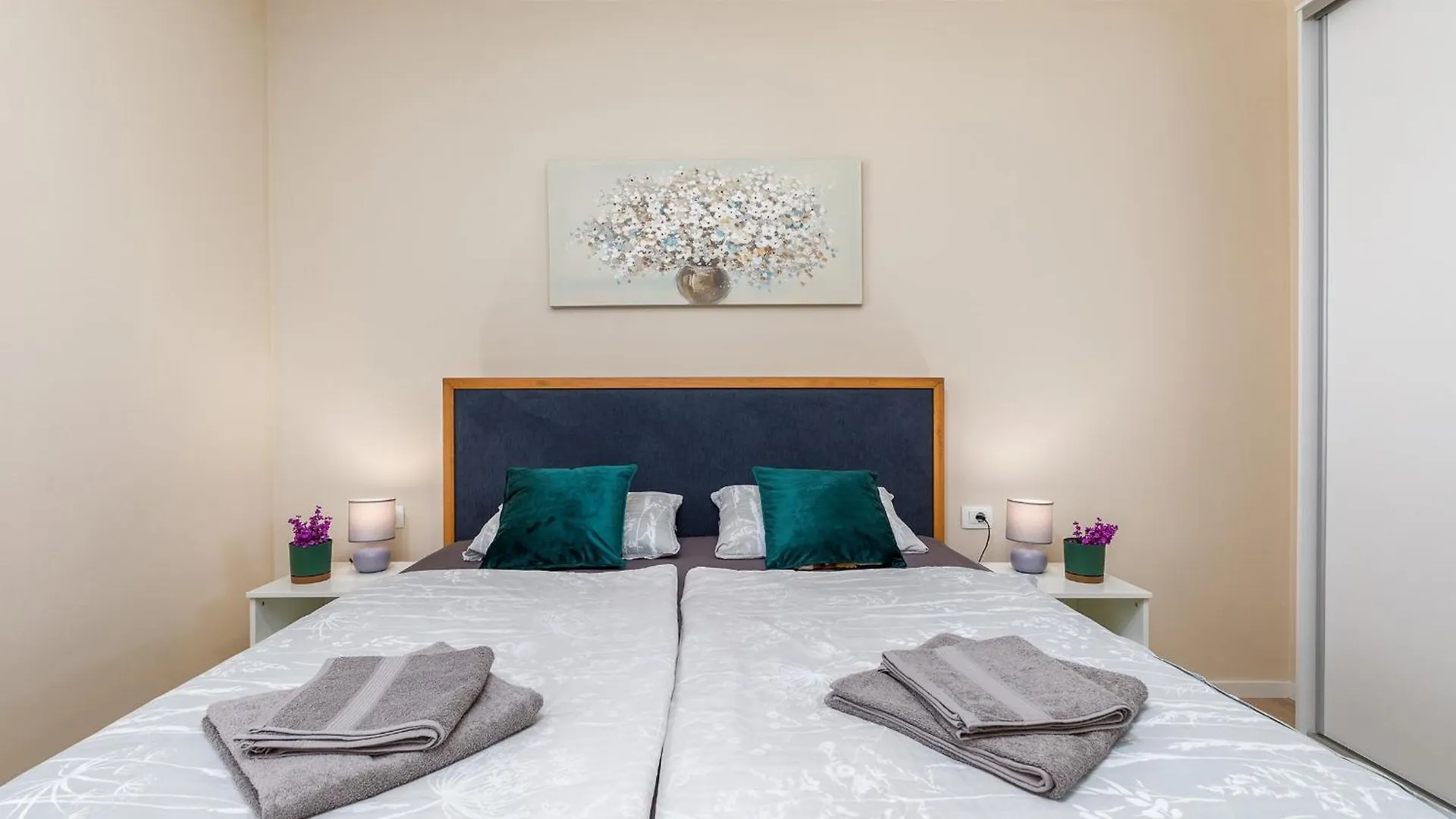 Villa Tena With Private Swimming Pool Medulin Croatia