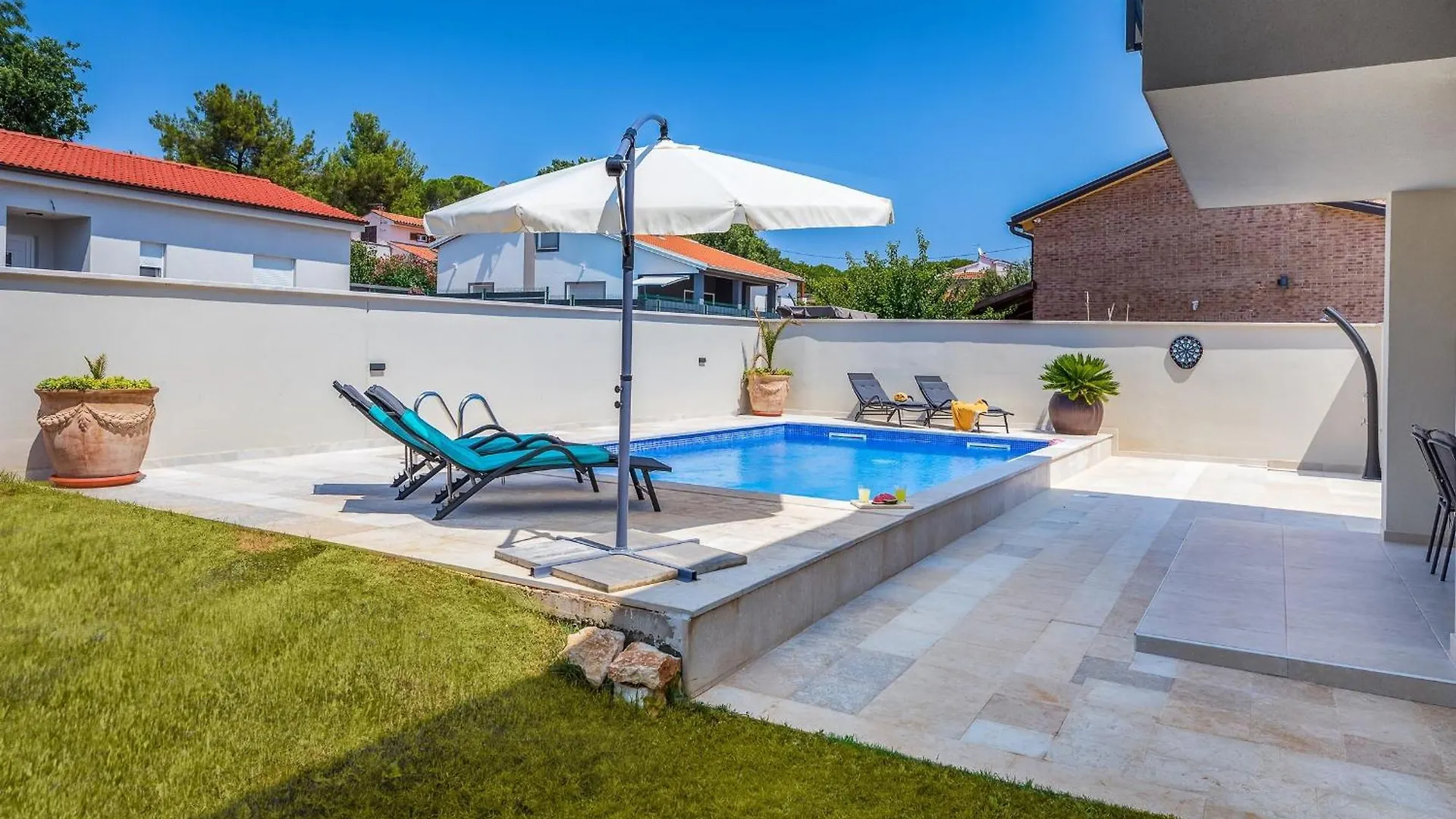 Villa Tena With Private Swimming Pool Medulin Croatia