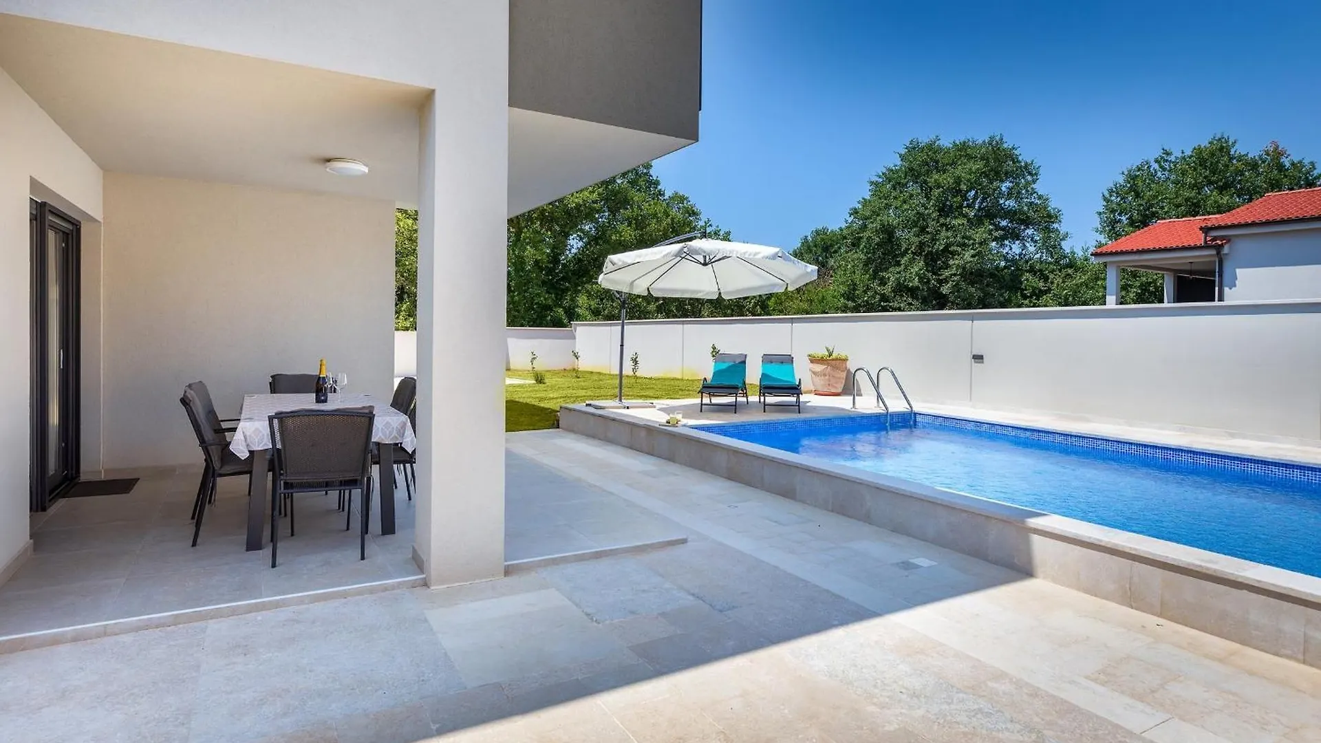 Villa Tena With Private Swimming Pool Medulin